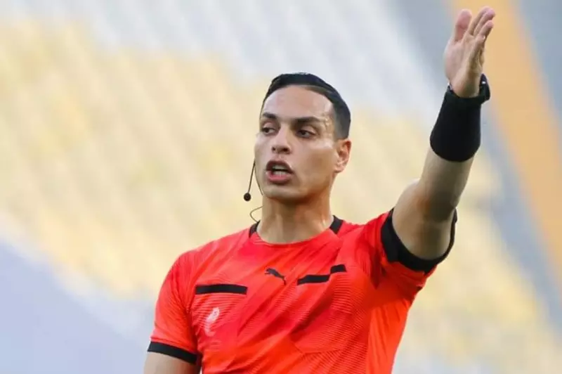 بعد طرد أحمد فتحي.. رئيس إنبي ليلا كورة: تقدمنا بشكوى ضد الحكم حمادة القلاوي